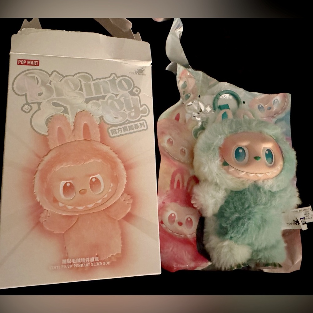 AUTHENTIC Pop Mart LABUBU Big Into Energy Vinyl Plush - Serenity